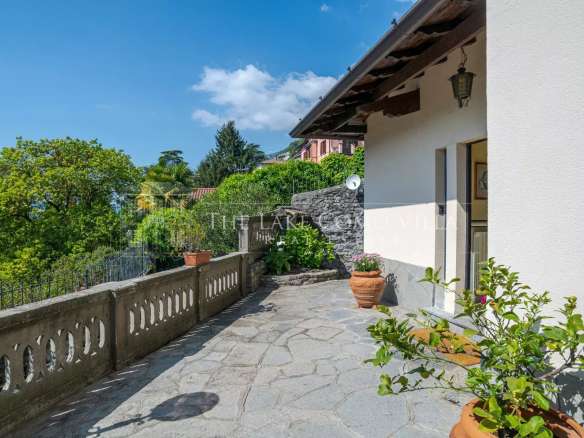 Carate Urio Spectacular Lake View Compound