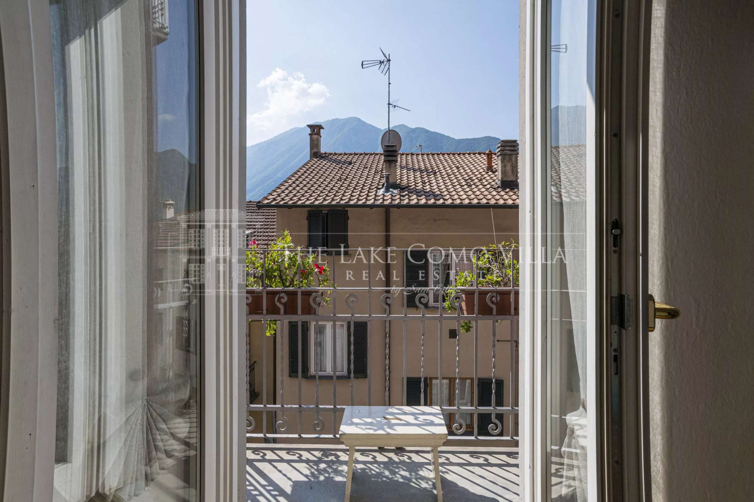 e5290b1199bba5be21685b52baec219f_ad09e8e4c6_4096-original Townhouse Colonno, Detached House, Colonno, Tremezzina