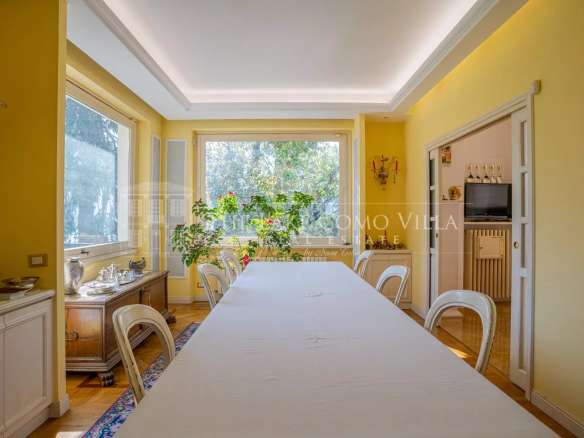 Carate Urio Spectacular Lake View Compound