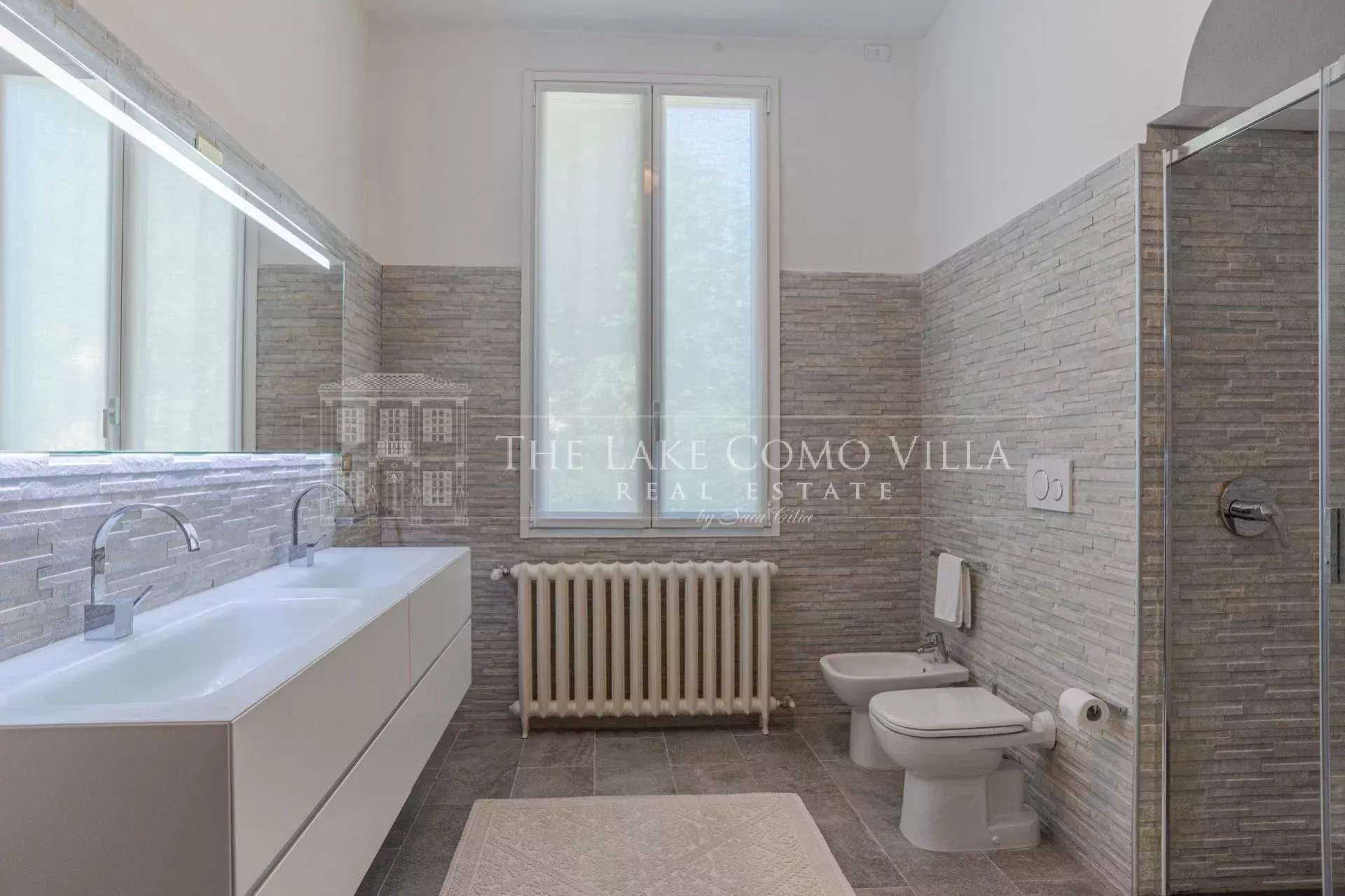 fa41d832cc0297841cc88fbed593c29a_3674fe49f0_1920-original Como – Villa Cardina elegant period villa with lake view