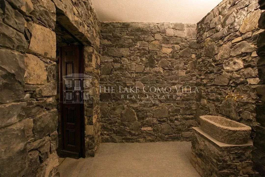 Tremezzina – Villa Meraviglia with lake view, large garden, and pool