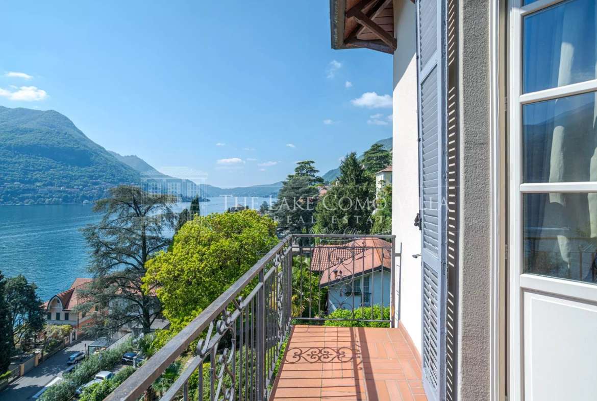 Carate Urio Spectacular Lake View Compound