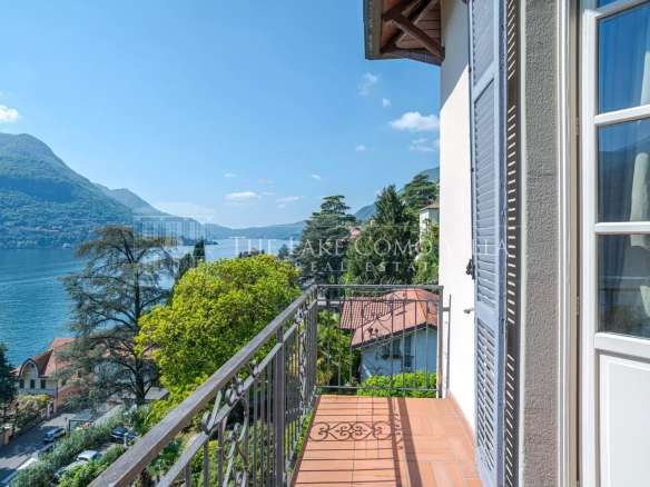 Carate Urio Spectacular Lake View Compound