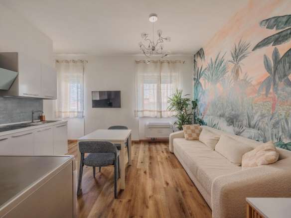 Two Room Apartment – Follonica