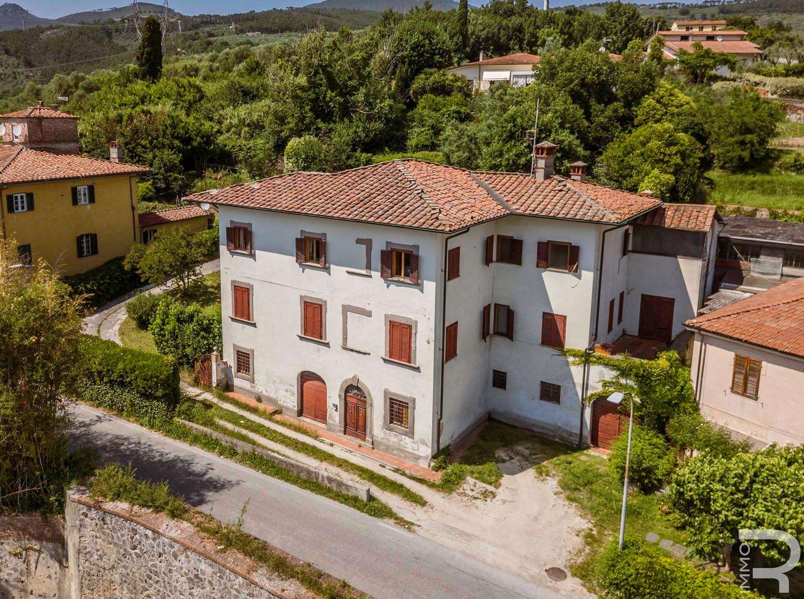 01_LNJQs2E Villa – Vicopisano