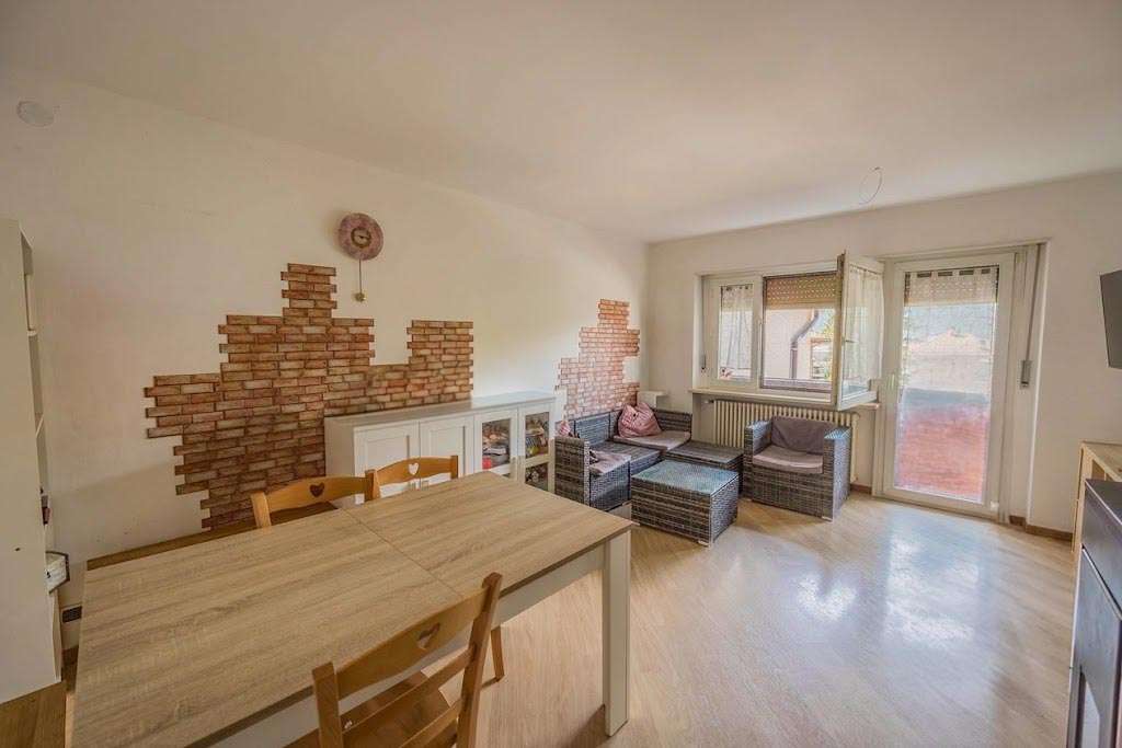 Four Room Apartment – Laives