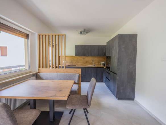 Two Room Apartment – Funes