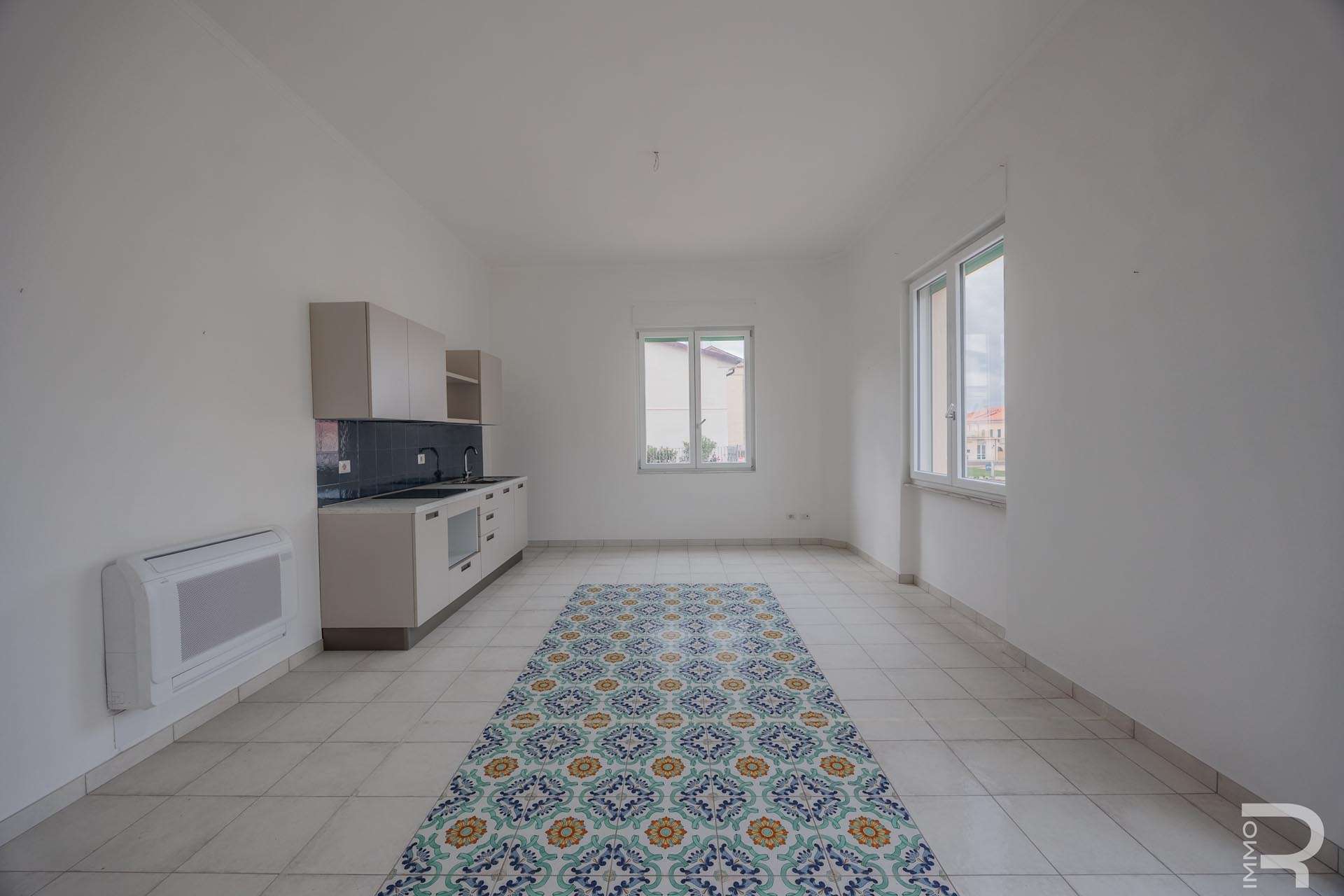 02_buK0Ox7 Four Room Apartment – San Vincenzo