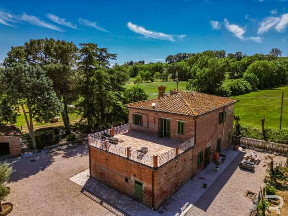 Farmhouse/Rustico – Foiano della Chiana