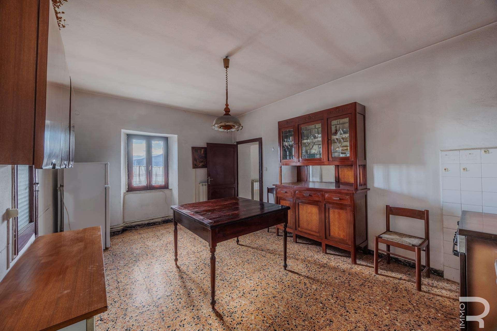 03_7N90lEz Four Room Apartment – Gavorrano