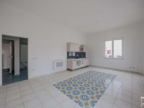 Four Room Apartment – San Vincenzo