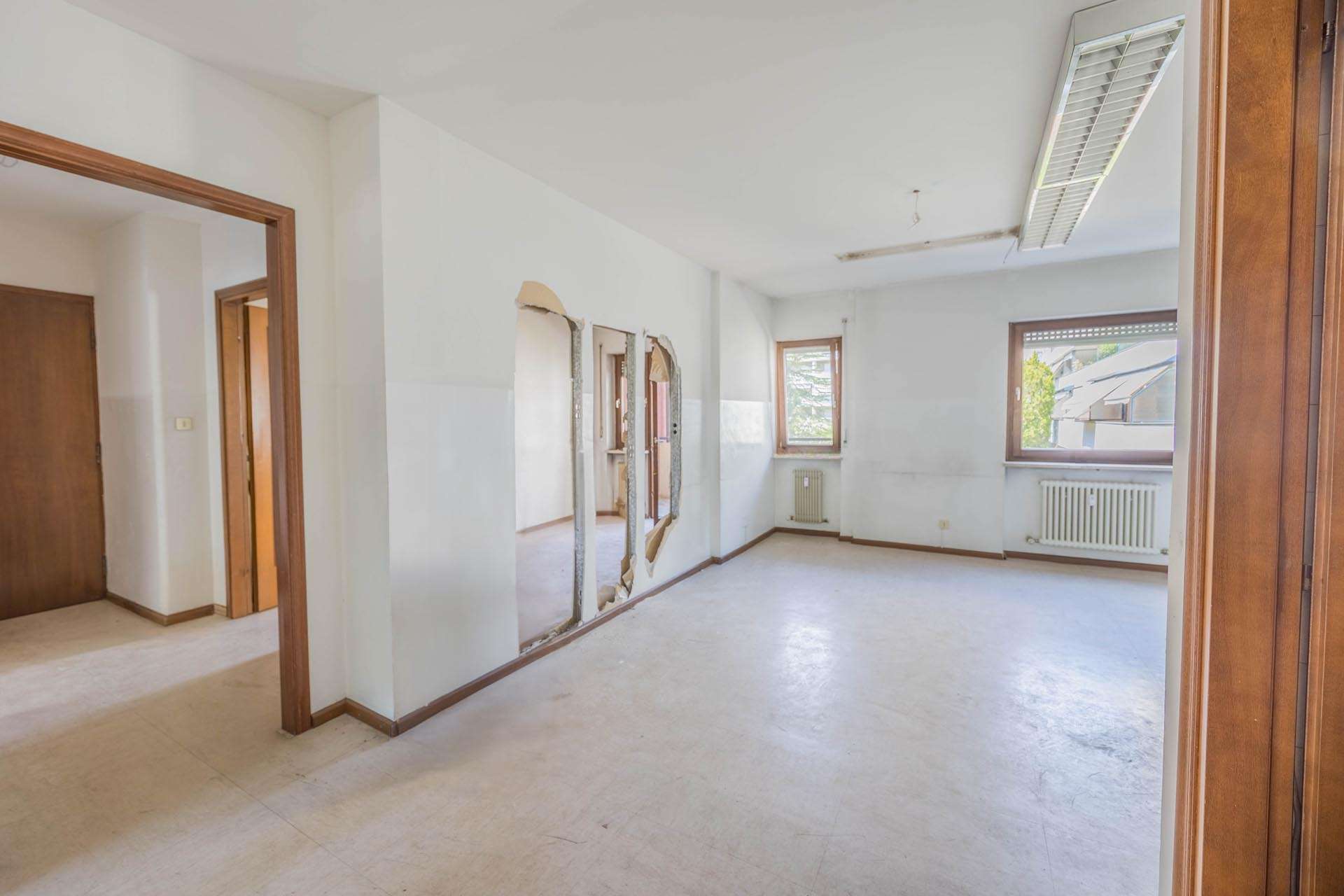 03_JJY7rHE Four Room Apartment – Bolzano-Firmian/Don Bosco