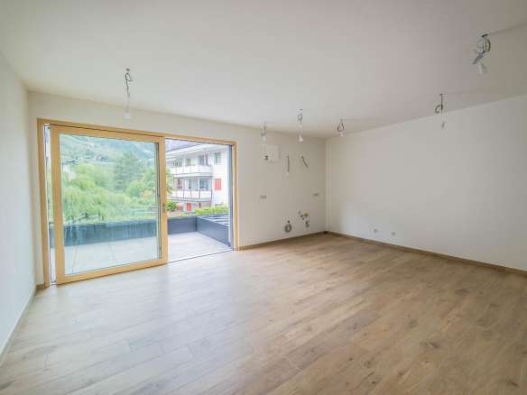 Three Room Apartment – Lana