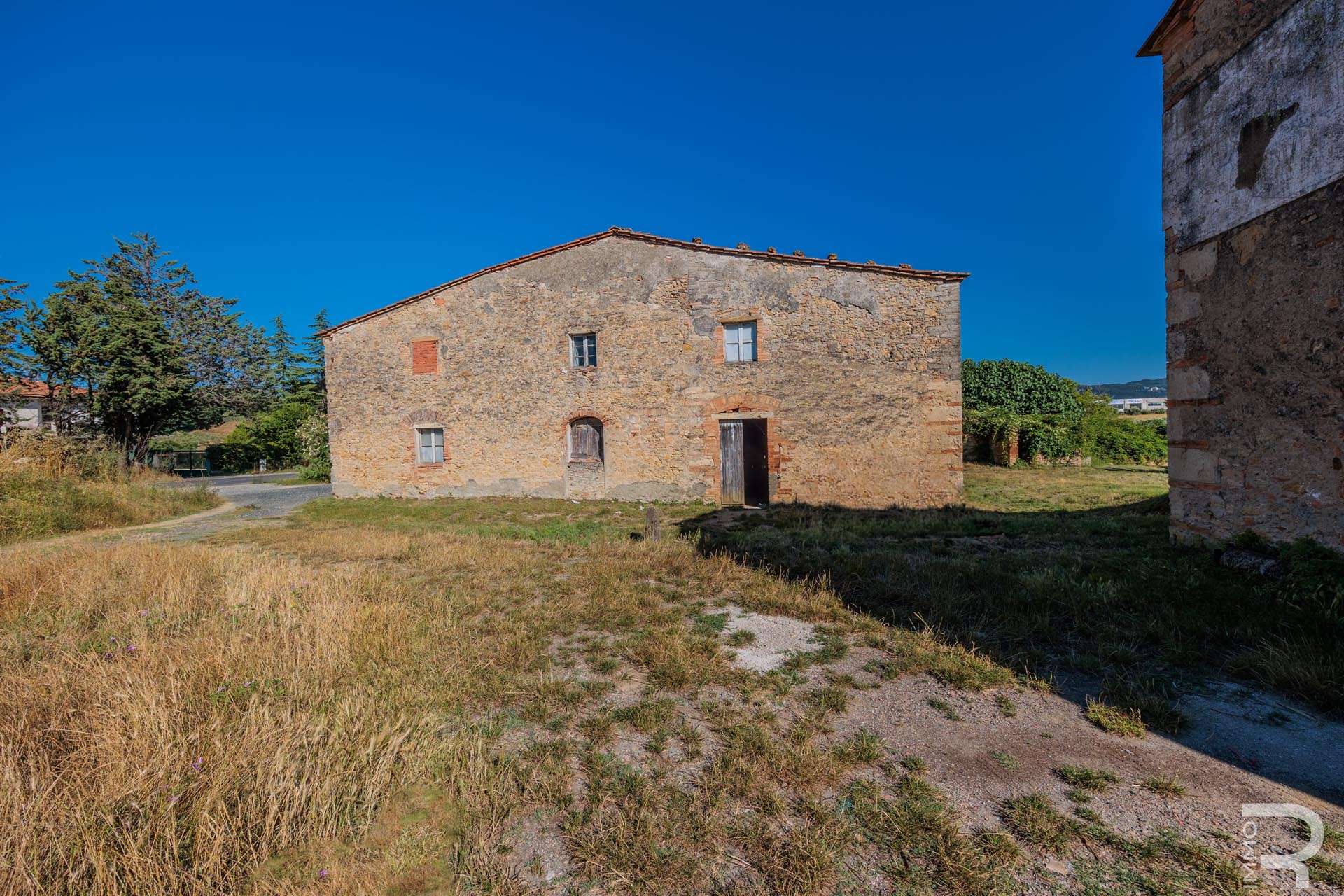 04_pAA6n1T Farmhouse/Rustico – Pomarance