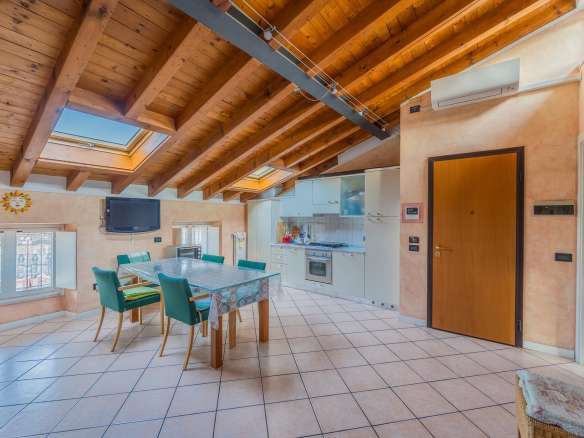 Three Room Apartment – Toscolano Maderno