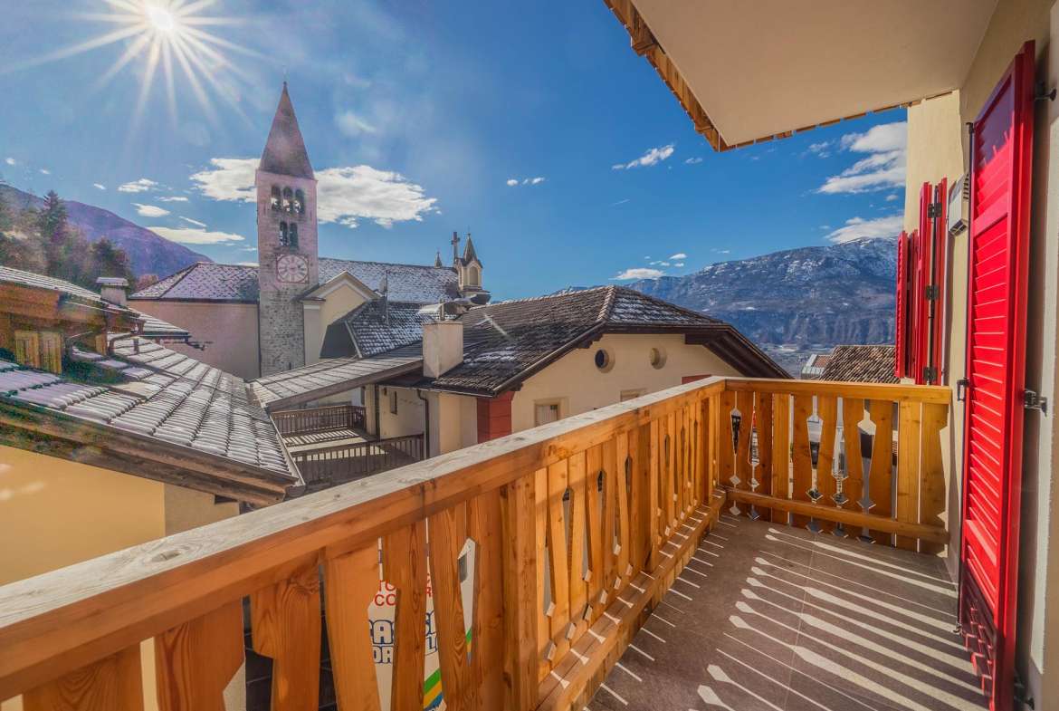Five Room Apartment – Montagna
