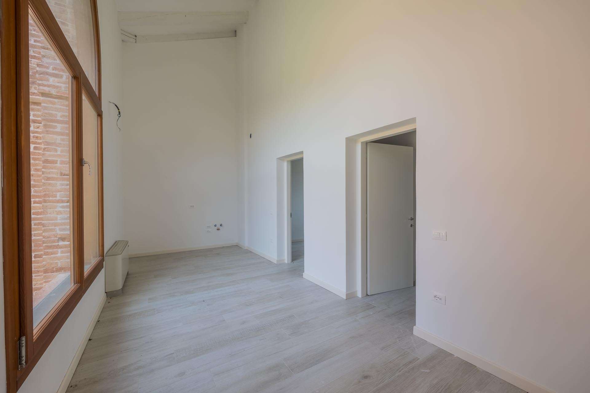 05_35pStJ2 Three Room Apartment – Venice