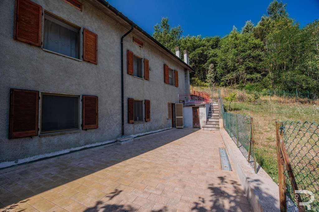Semidetached House – Piancastagnaio
