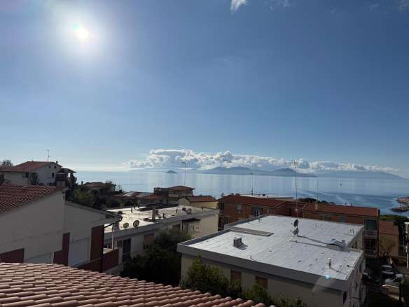 Four Room Apartment – Piombino
