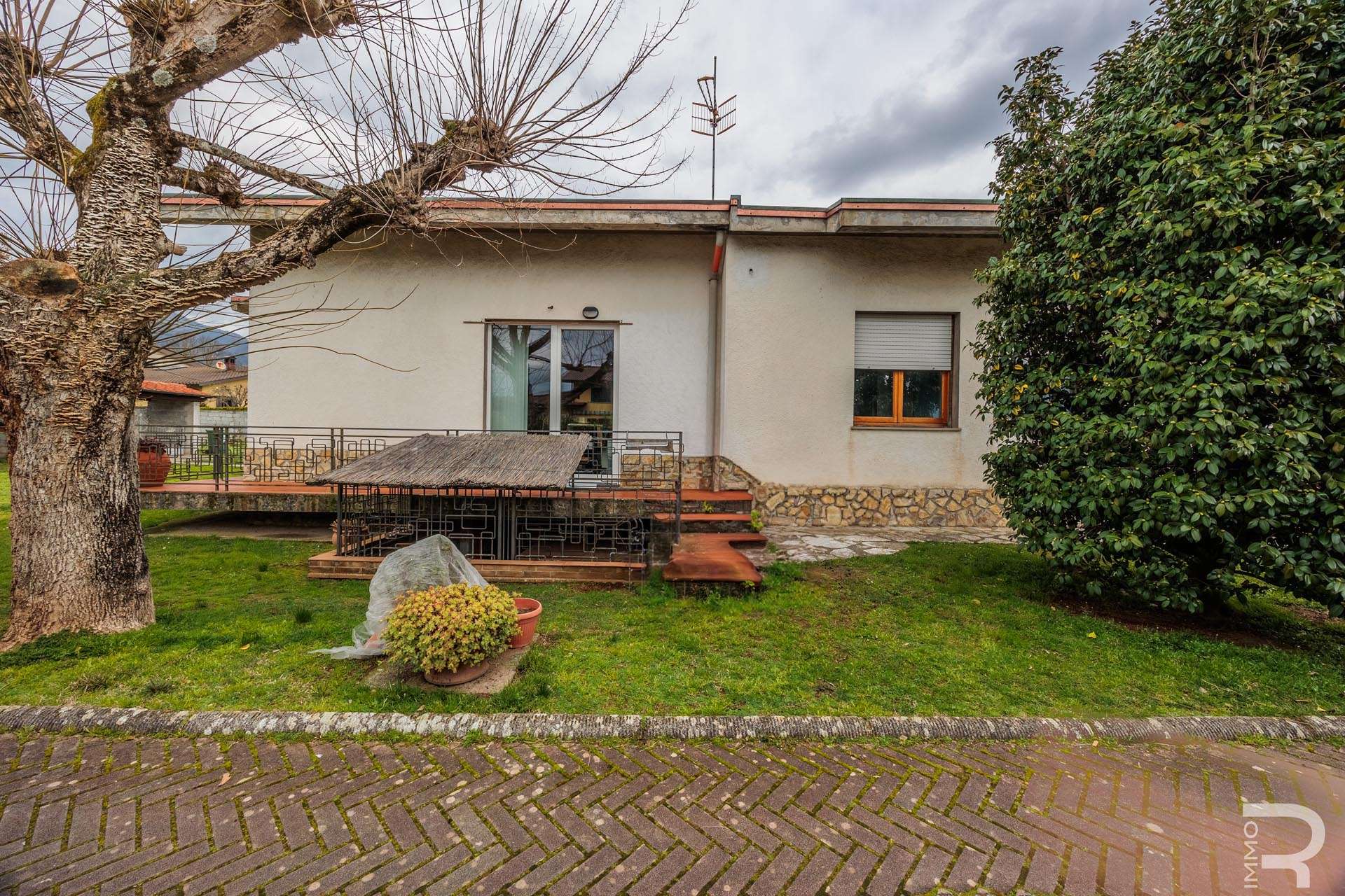 05_im2Znpr Villa – Barga