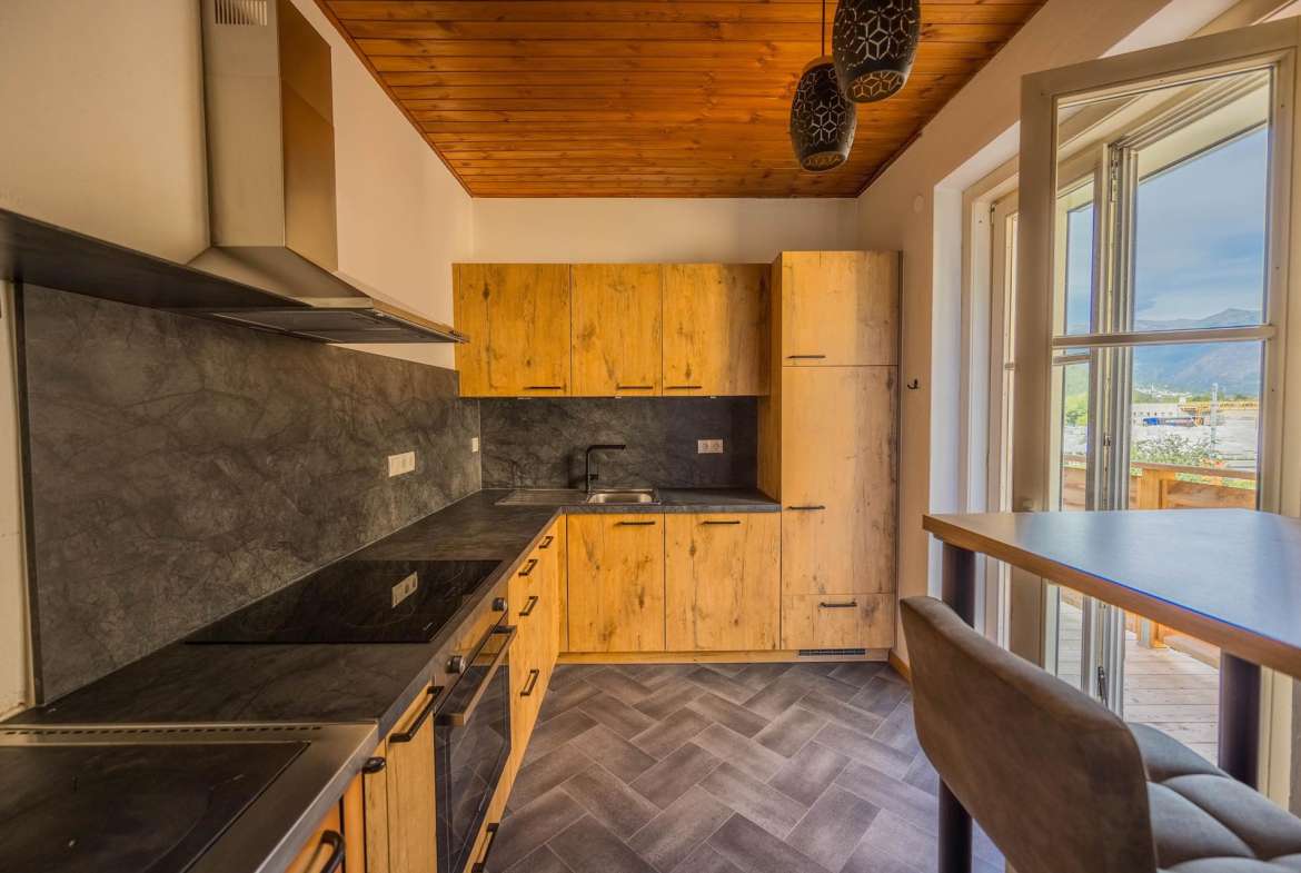 Three Room Apartment – Lasa