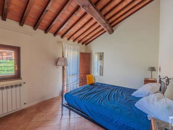 End Terrace House – Gambassi Terme