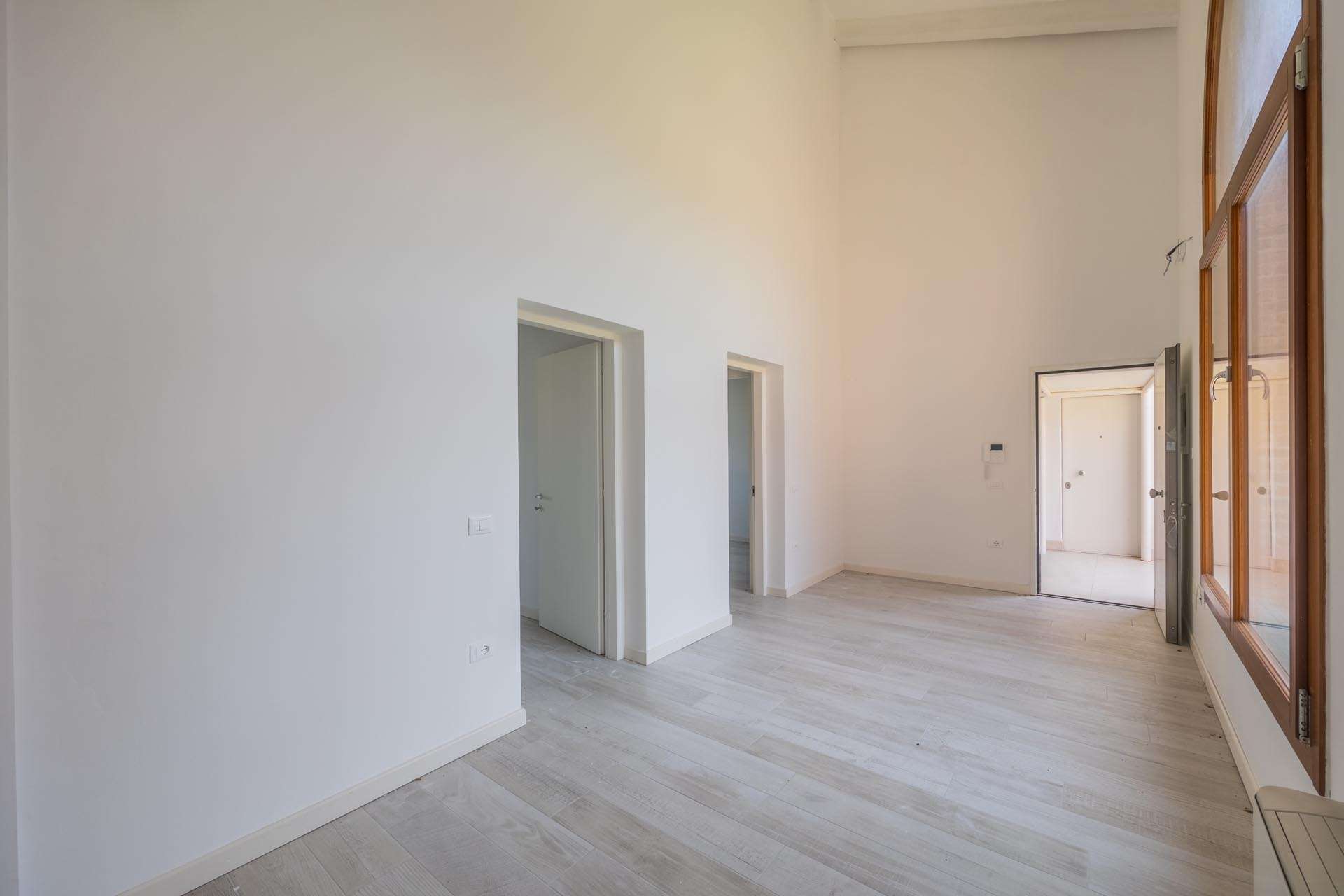 06_HRSOfRs Three Room Apartment – Venice
