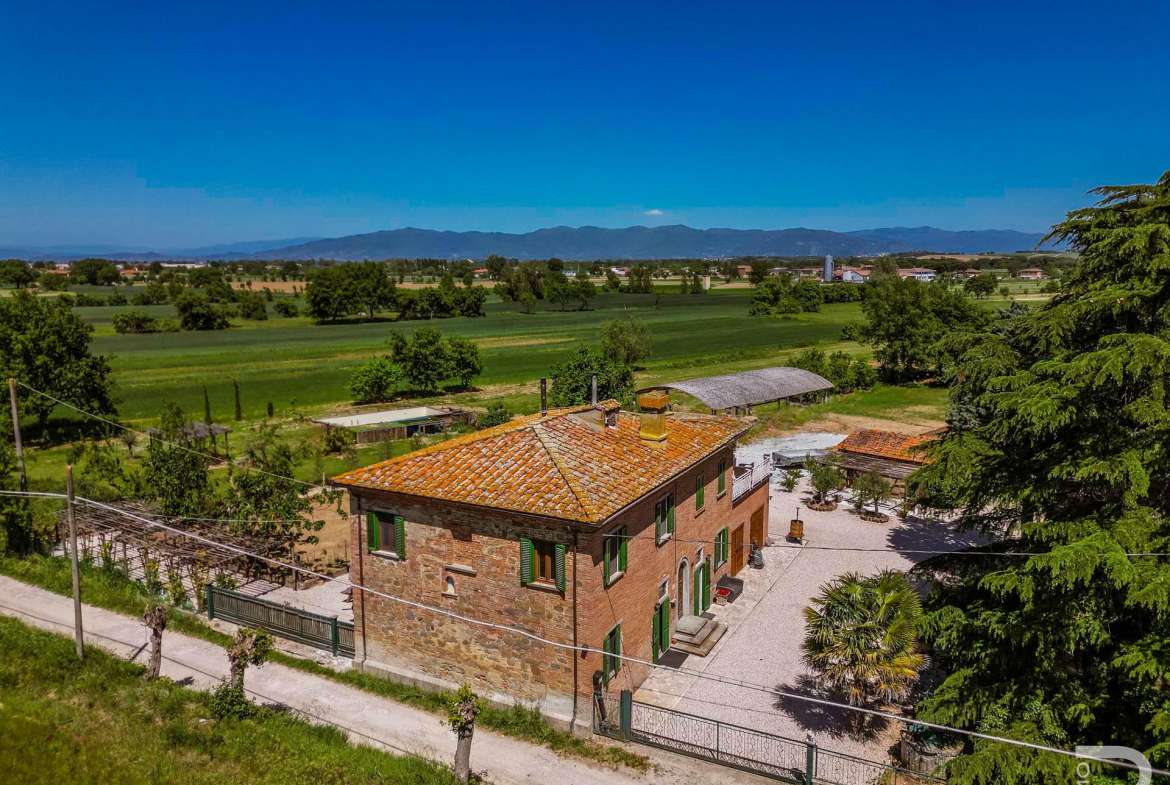 Farmhouse/Rustico – Foiano della Chiana