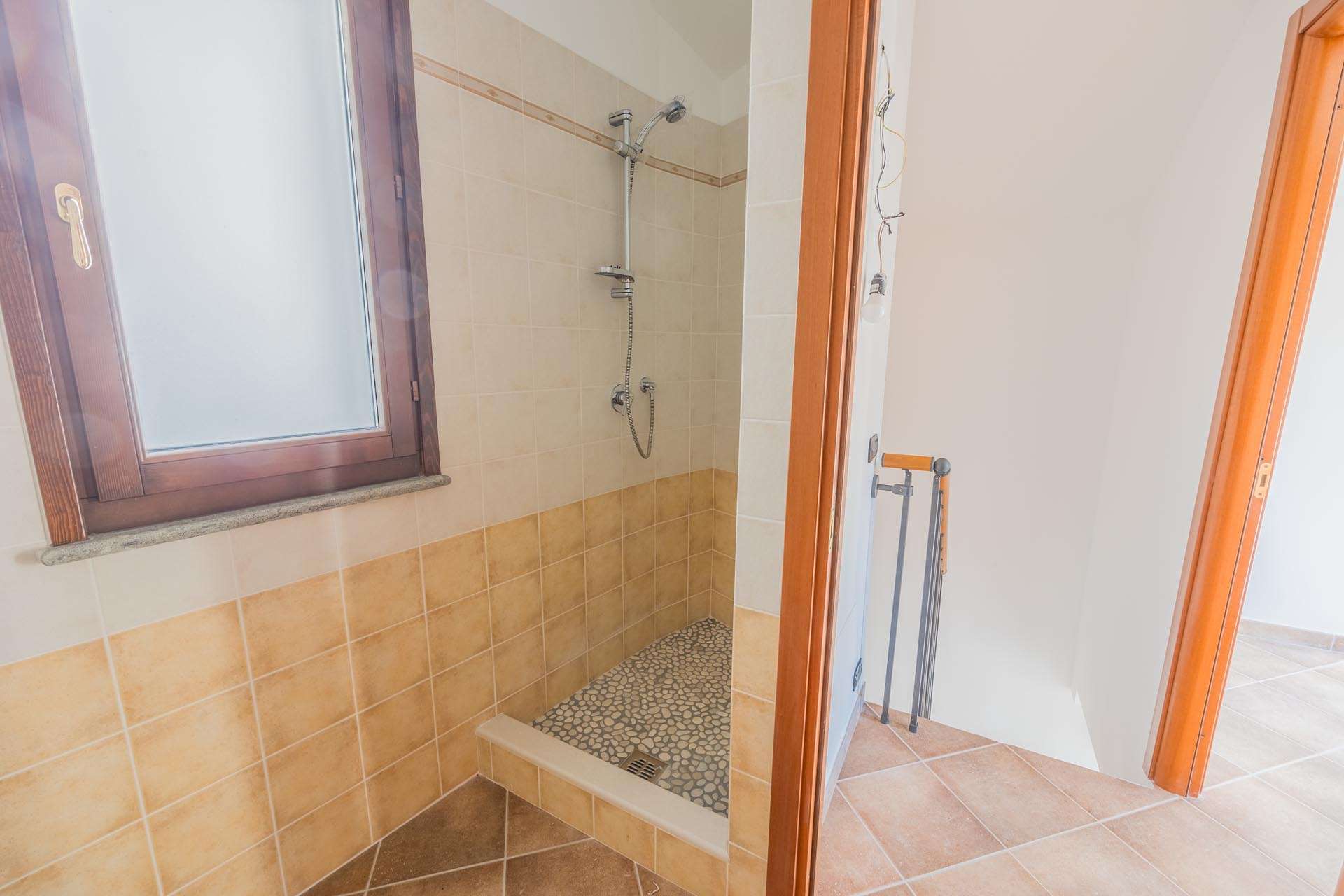 Two Room Apartment – Andora