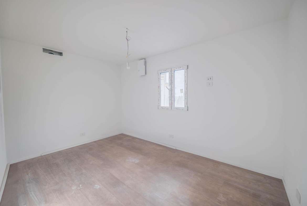 Four Room Apartment – Bolzano-Aslago/Oltrisarco