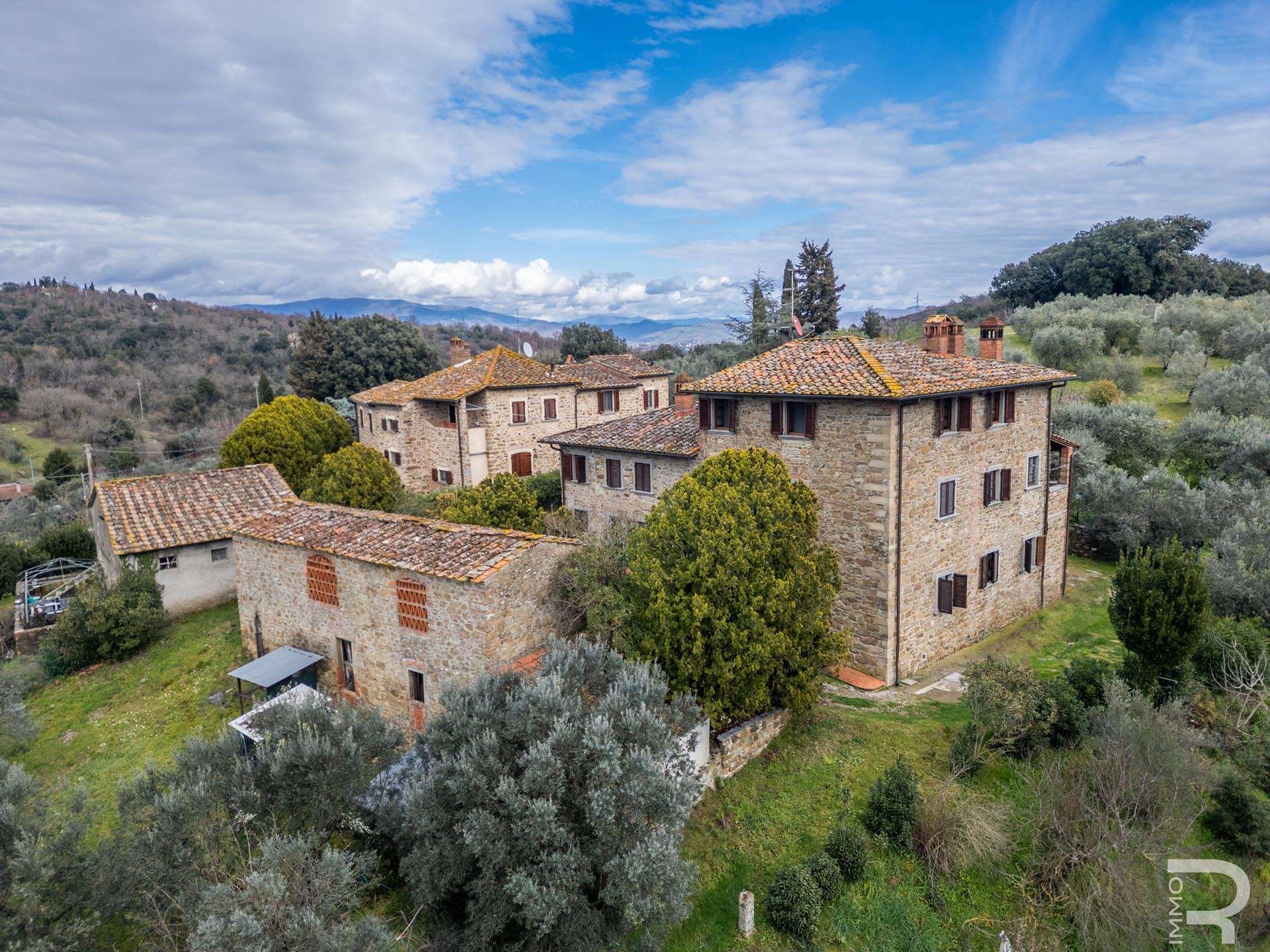 07_FbQoaCx Farmhouse/Rustico – Arezzo