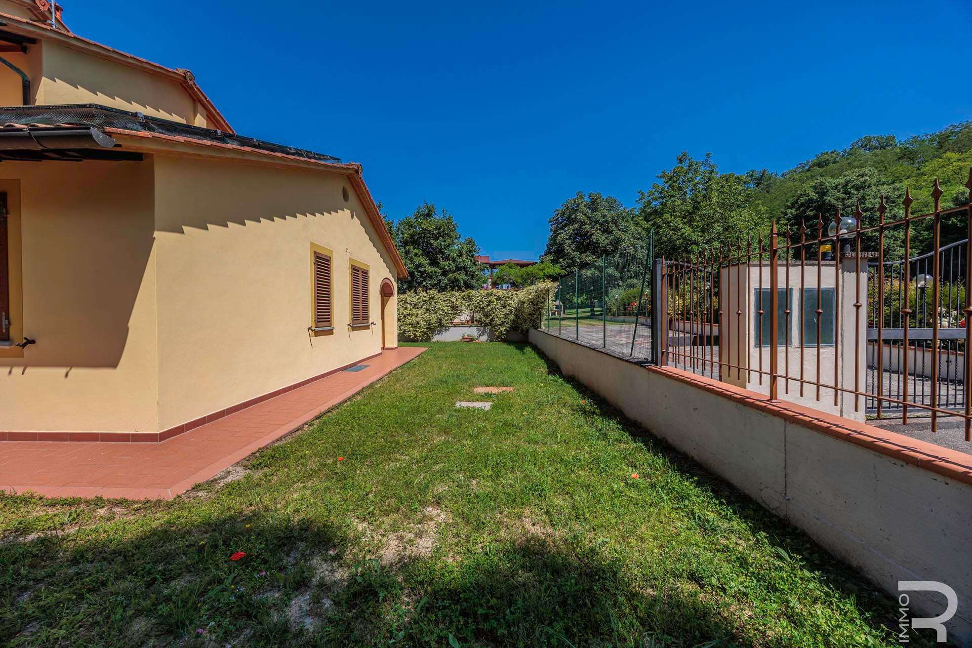 07_N6cKoFR Villa – Reggello