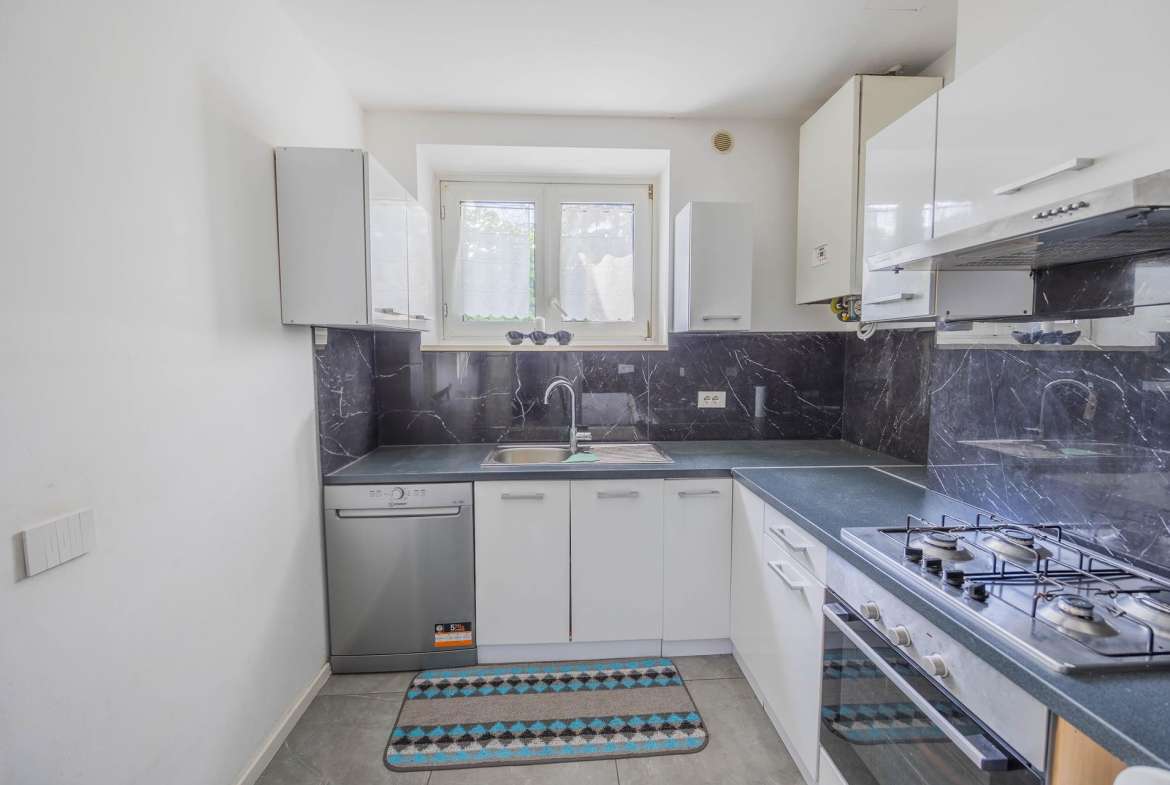 Four Room Apartment – Bolzano-Aslago/Oltrisarco