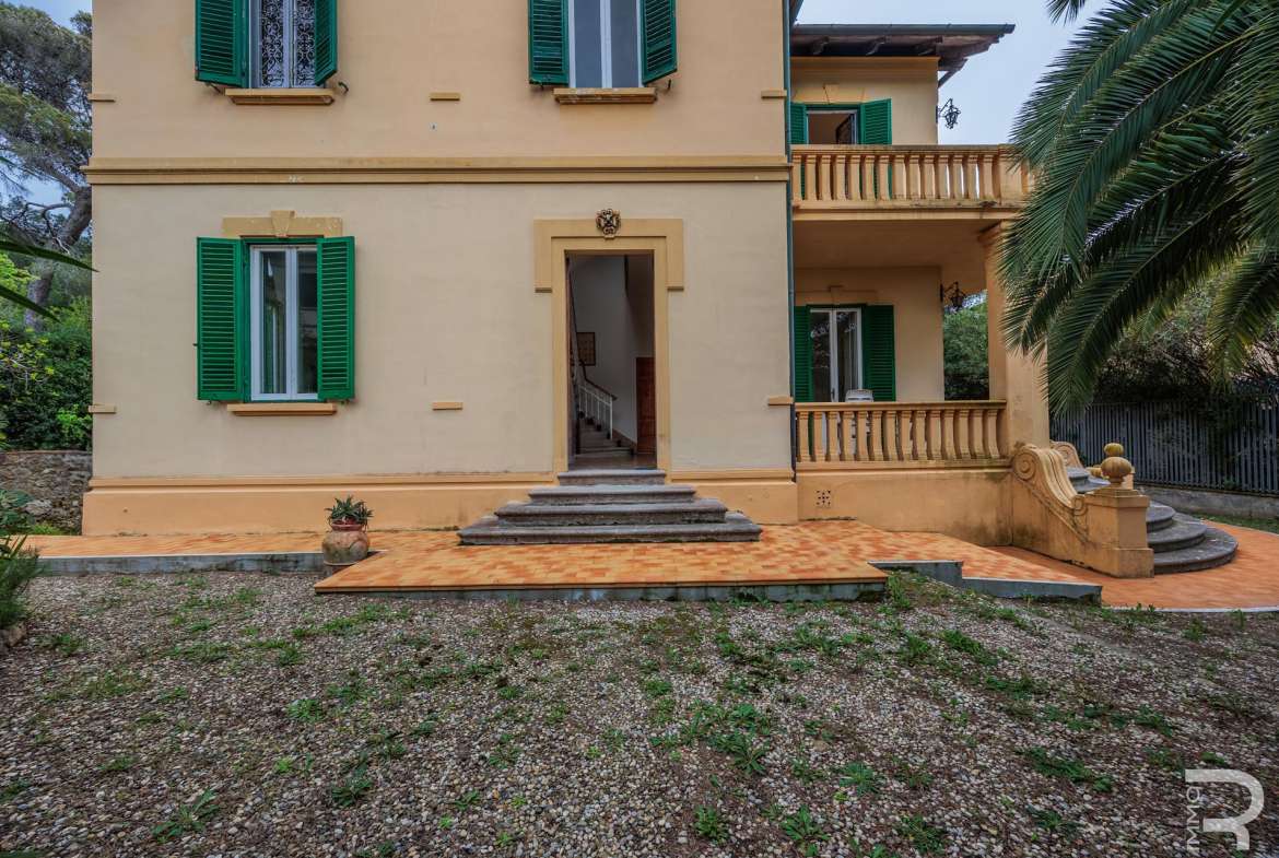 Villa – Livorno