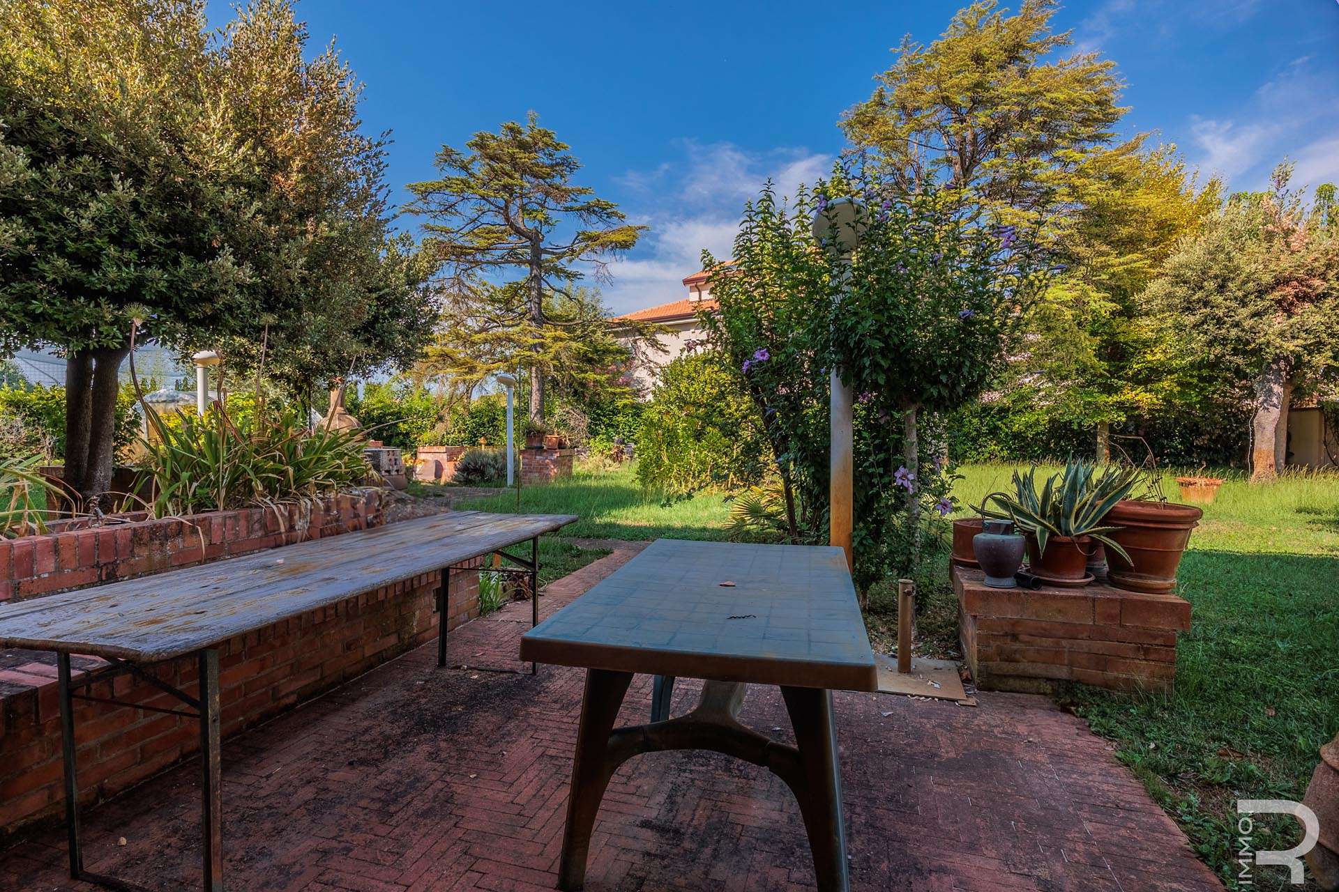 07_tTjWSiN Villa – Pontedera