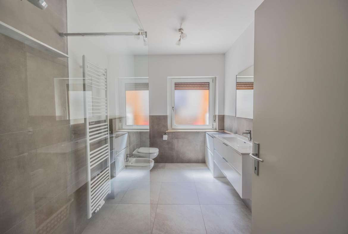 Two Room Apartment – Funes
