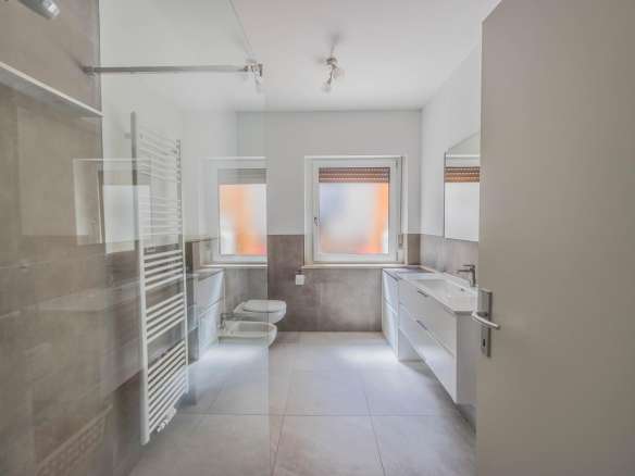 Two Room Apartment – Funes