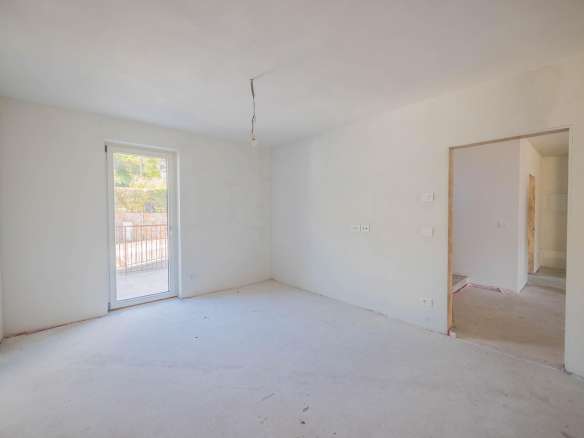 Four Room Apartment – Egna