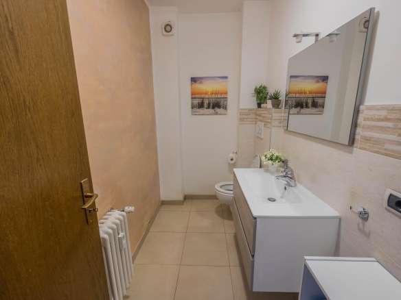 Four Room Apartment – Laives