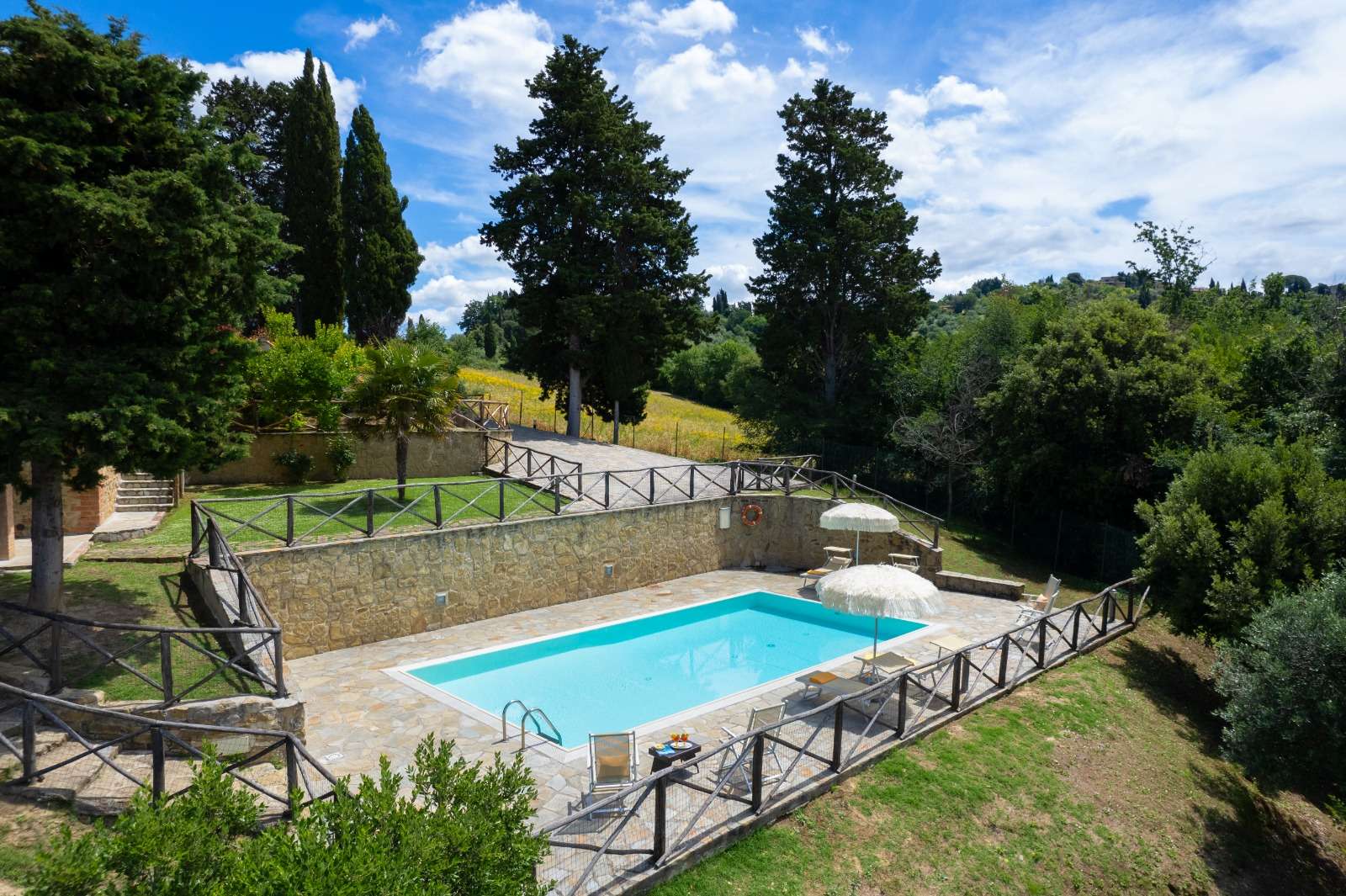 08_ZhF7yG6 Villa – Volterra