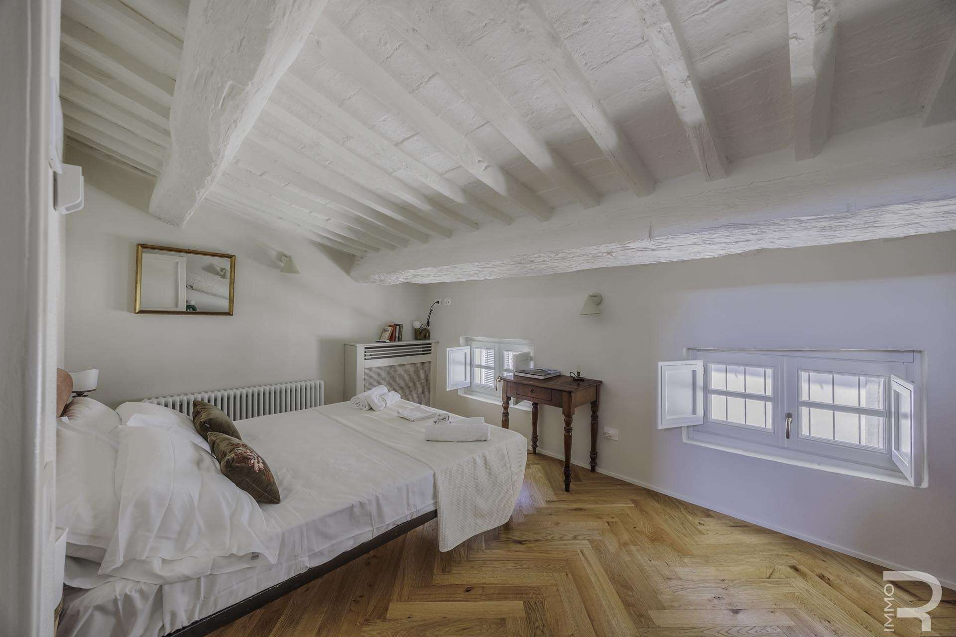09_BCM5GKH Three Room Apartment – Lucca
