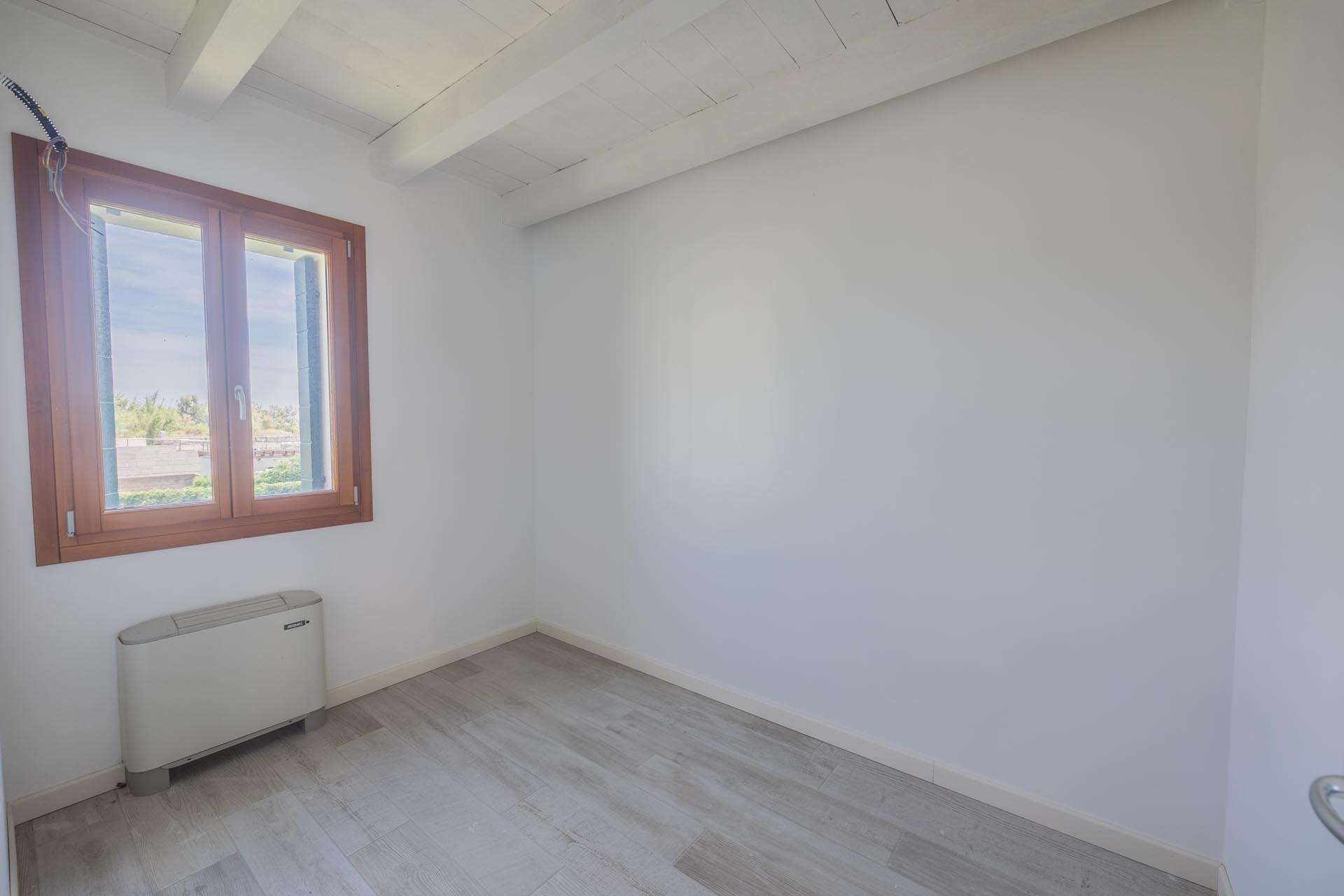 11_62ze4LT Three Room Apartment – Venice