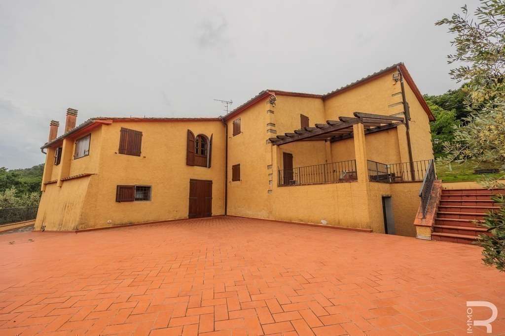 Farmhouse/Rustico – Carmignano