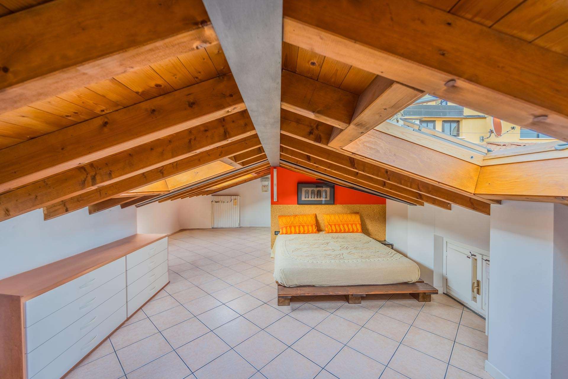 11_rY8p98i Three Room Apartment – Toscolano Maderno
