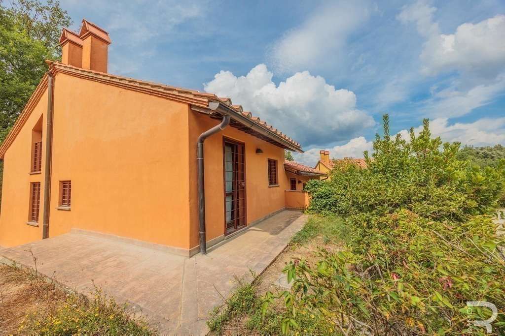 End Terrace House – Gambassi Terme