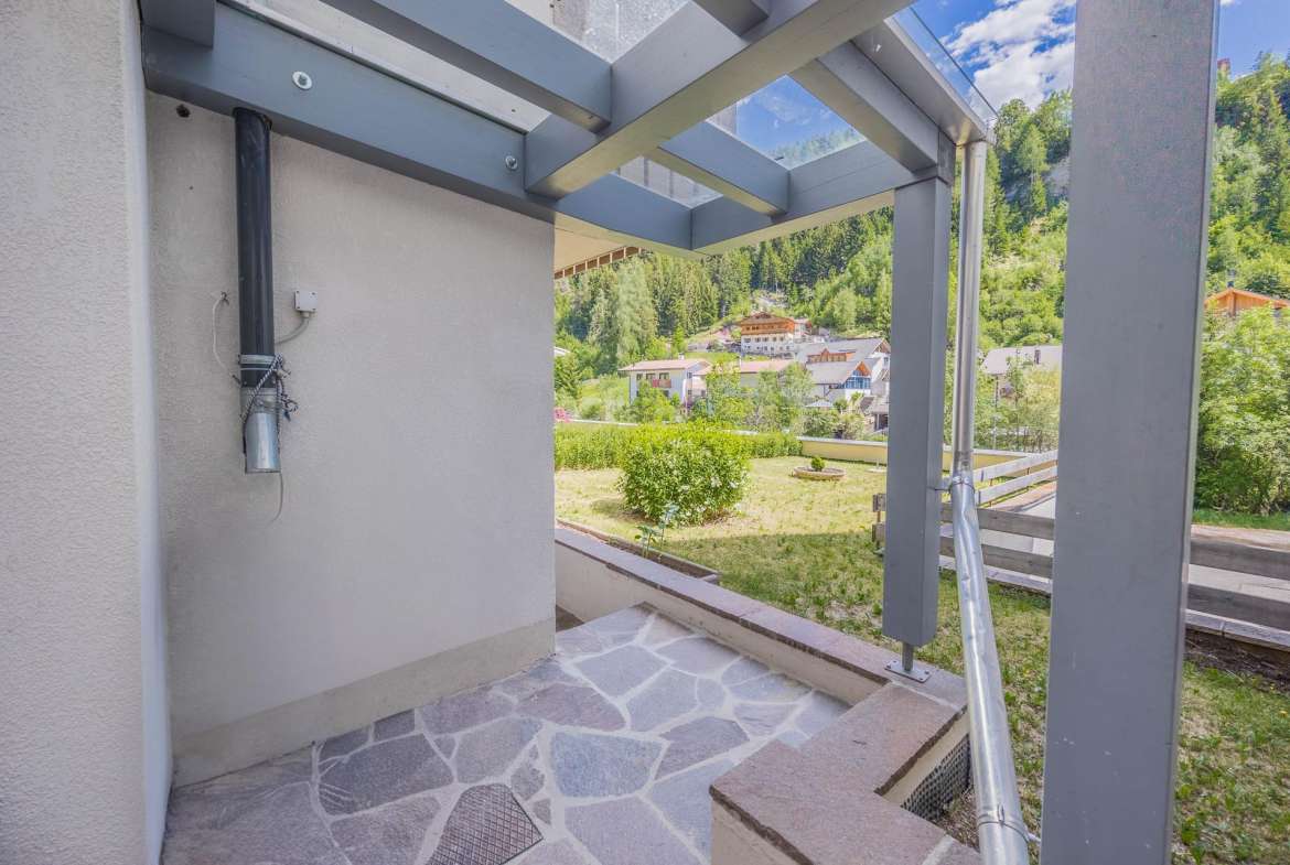 Two Room Apartment – Funes