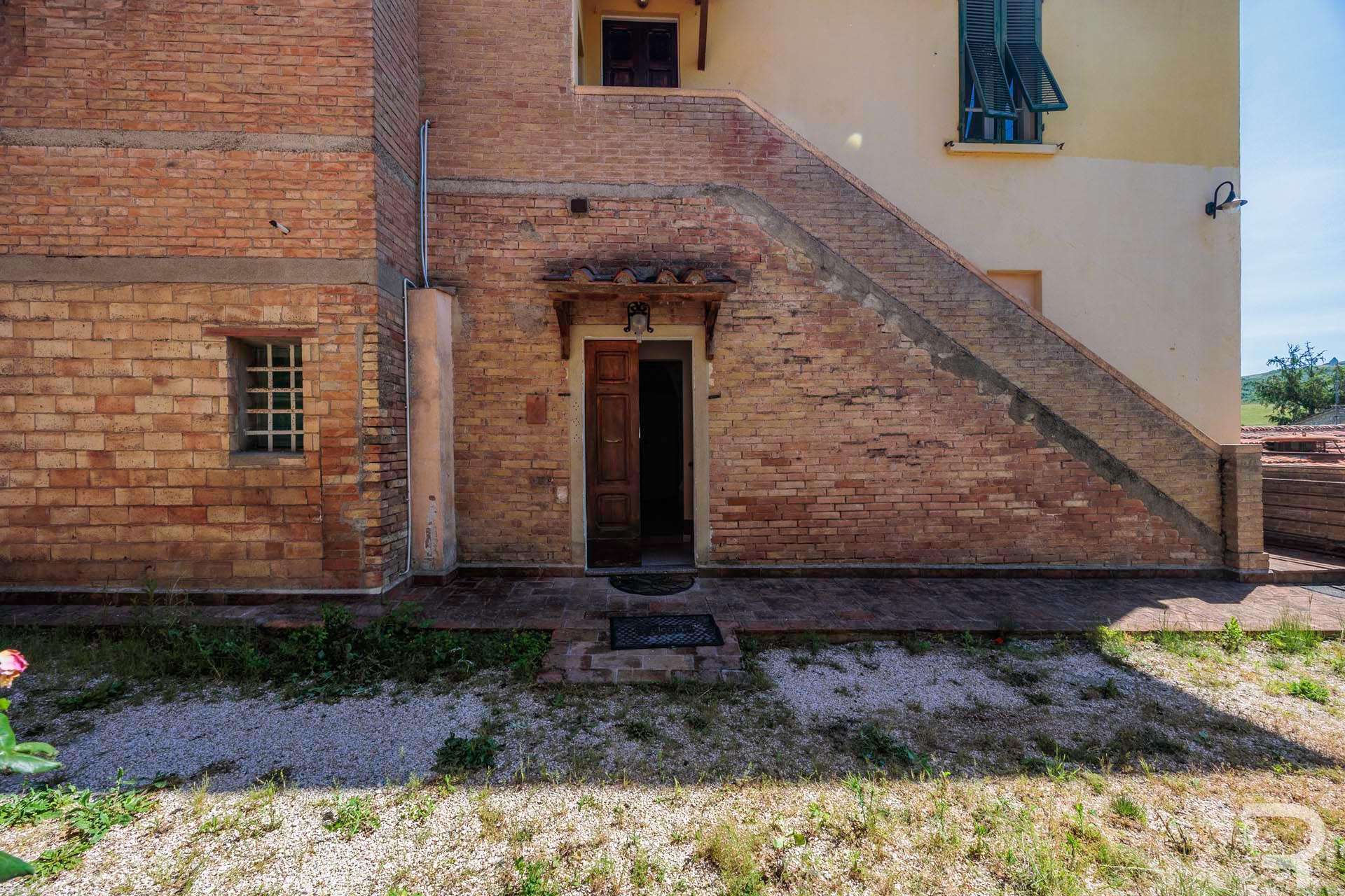 12_vA5smb1 Villa – Volterra