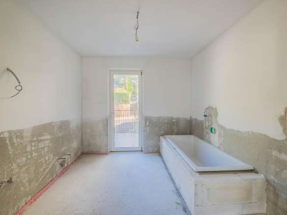 Four Room Apartment – Egna
