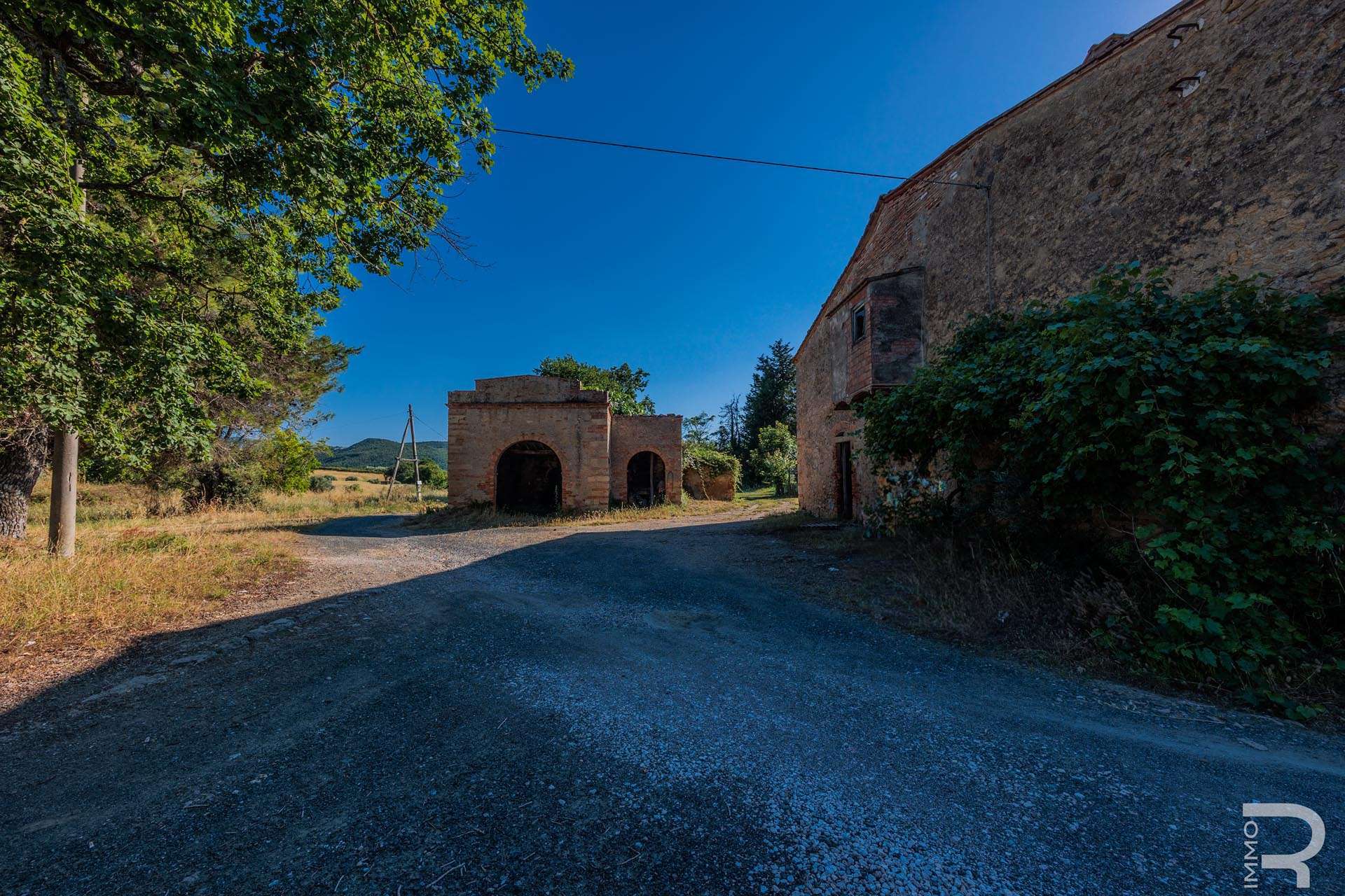 14_9WxbdWw Farmhouse/Rustico – Pomarance