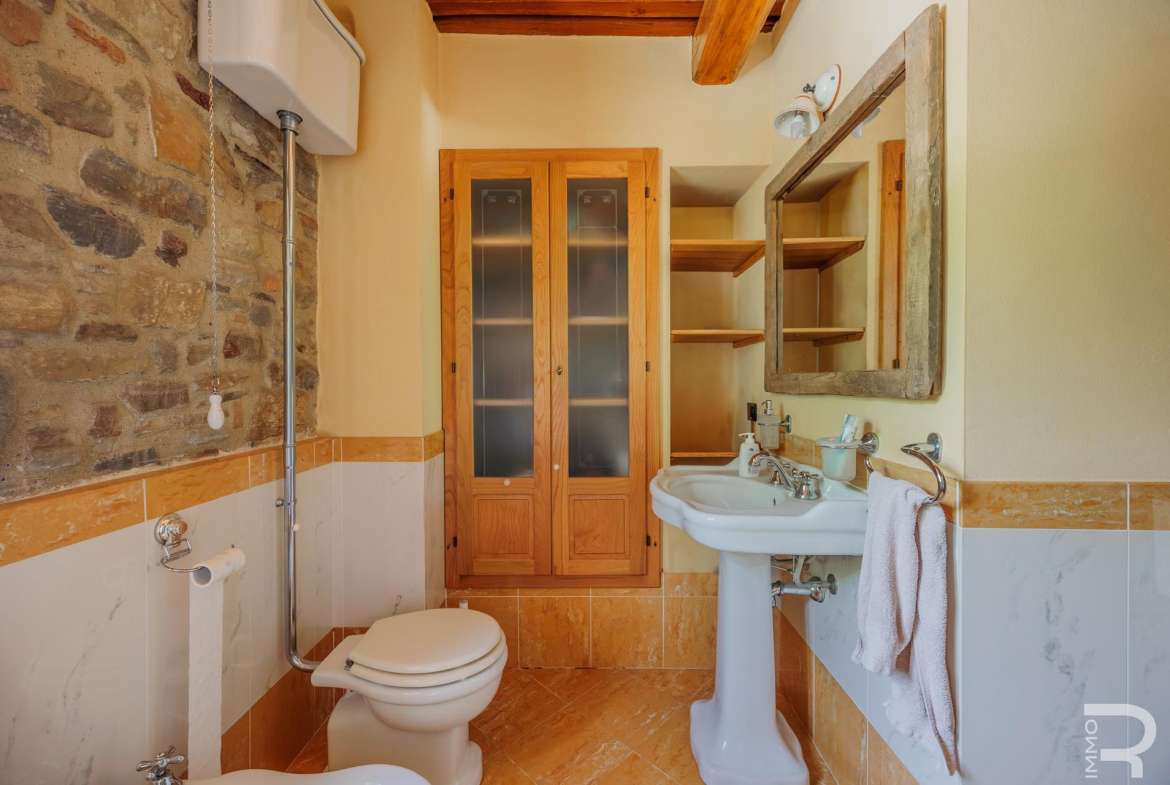 Detached House – Chitignano